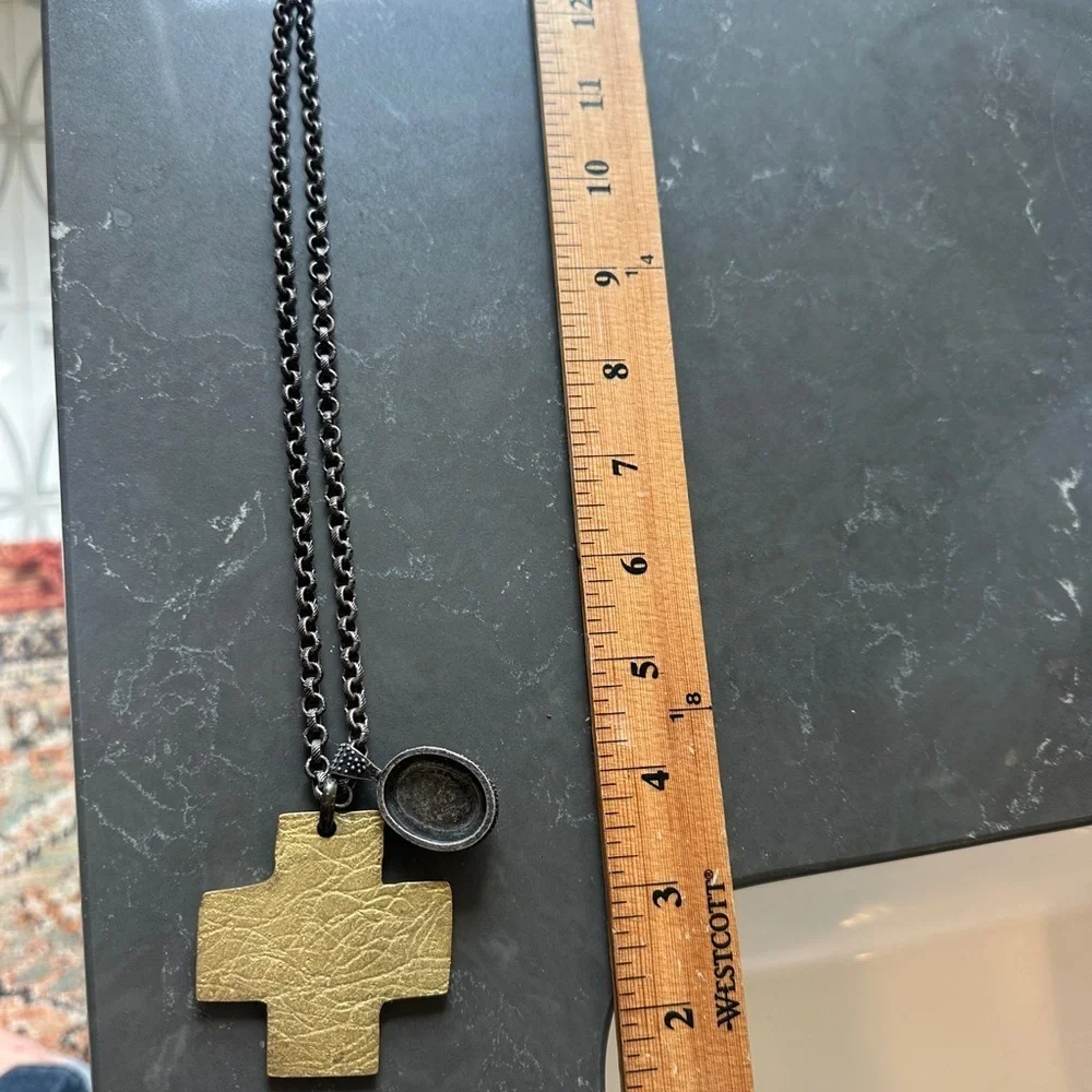 Vintage chunky Cross Pendant Necklace